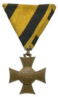 1913. "Mozgósítási Kereszt / 1912-1913-as Emlékkereszt" bronz kitüntetés szalaggal T:2- Hungary 1912-13. "Mobilization Cross 1912-1913" bronze decoration with ribbon C:VF