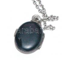 Antik ezüst nyaklánc apró fénykép tartására szolgáló gyász-medállal. A medálon 6 db apró gyönggyel. ...