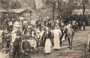 Budapest Hungaria Garten Restaurant