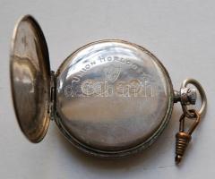 Antik Union Horlogére márkájú ezüst (Ag) zsebóra kopott számlappal, működőképes /
Vintage silver poc...