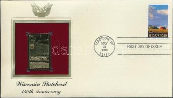 Amerikai Egyesült Államok 1998. &quot;Wisconsin állam 150 éves 32c&quot; aranyfóliás(22kt) bélyeg replika FDC borítékban, a megegyező bélyeggel,elsőnapi bélyegzővel és ismertetővel T:1 &lt;br/&gt;USA 1998. &quot;Wisconsin statehood 150th anniversary 32c&quot; gold(22kt)foil stamp replica on First Day Issue envelop with the same stamp and information C:Unc