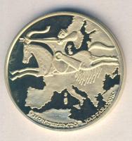 1996. "A Honfoglalás emlékére / Honteremtő hadjáratok" aranyozott emlékérem (42mm) dísztok...