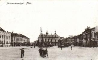 Máramarossziget Main square (small tear)