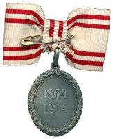 1914. "Vörös Kereszt Ezüst Díszérme hadidíszítménnyel" női csokorszalagon, fülben nemesfém...