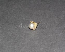 Fél pár arany fülbevaló gyönggyel /  One piece gold pearl earring  0,7g