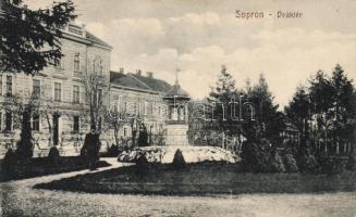 Sopron Deák tér