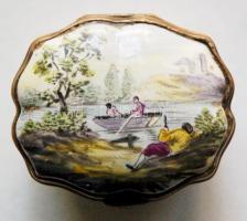 1740-1803 között: Szelence. Ónmázas festett fajansz. Veuve Perrin manufaktúra /
Veuve Perrin worksho...