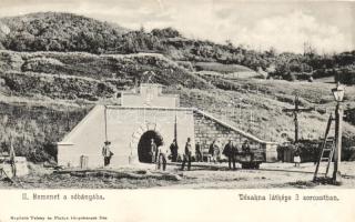 Désakna salt mine entrance (Rb)