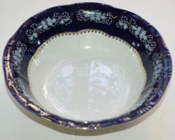 Vadonatúj, nem használt komplett és hibátlan 6 személyes Zsolnay étkészlet eredeti dobozában minden ...