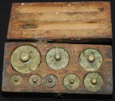 8db-os régi súlykészlet eredeti dobozában / A set of scale-weights in original box