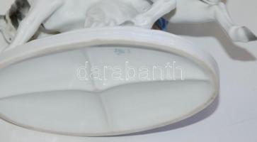 Tehenet kísérő fiút ábrázoló kézzel festett német porcelán figura hibátlan állapotban /
Handpainted ...