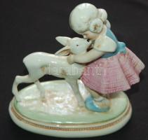 Kézzel festett, sorszámozott porcelán kislányfigura őzikével / Numbered, hand-painted porcelain figure of little girl with fawn 13x12x6cm