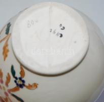 Virágokkal díszített kézzel festett sorszámozott jelzés nélküli porcelán váza /
Handpainted numbered...