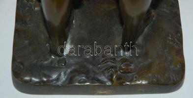 Fütyülő fiú. Bronzírozott réz szobor jelzés nélkül / 
Whistler. Bronzed copper statue 46 cm