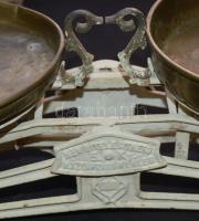 Régi réz tányéros Kubus márkájú karos mérleg 7 darabos súlykészlettel / Vintage scales 41cm and 7 pc...