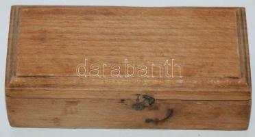 Régi súlykészlet rézből, eredeti fadobozában (legnehezebb súly 20dkg)