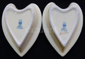 2db szív alakú kézzel festett jelzett Zsolnay porcelán tálka /
Handpainted Zsolnay chinaware trays 1...
