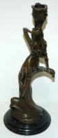 Francia bronz gyertyatartó Milo jelzéssel /
Bronze candle holder Milo signed 33 cm