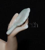 Szépítkező hölgyet ábrázoló kézzel festett jelzett Wallendorf német porcelán figura apró hibákkal /
...