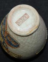 cca 1930 Kézzel festett, jelzett japán Diuschu porcelán vázácska /
Diuschu Japanese hand painted por...