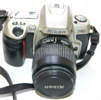 Nikon F60-as típusú tükörreflexes autófókuszos analóg fényképezőgép /
Analog SRL camera with autofoc...