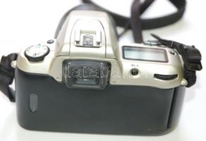 Nikon F60-as típusú tükörreflexes autófókuszos analóg fényképezőgép /
Analog SRL camera with autofoc...