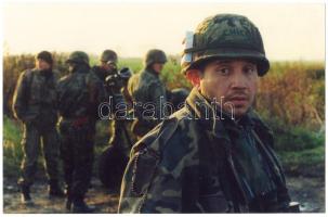 Detre Gábor sajtófotója: Chico a harcmezőn 18x12 cm