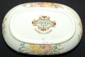XIX. századi Louis XV. Sarreguemines fajansz porcelán bonbonier (javított) /
Faience chinaware bonbo...