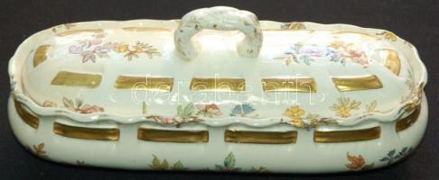 XIX. századi Louis XV. Sarreguemines fajansz porcelán bonbonier (javított) / Faience chinaware bonbonier (repaired) 22x9cm