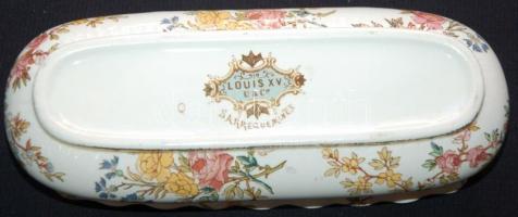 XIX. századi Louis XV. Sarreguemines fajansz porcelán bonbonier (javított) /
Faience chinaware bonbo...