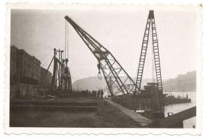 1945 Kisméretű fotó a Kossuth-híd építéséről 6x9cm