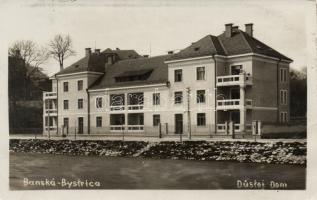 Besztercebánya officers house (fa)