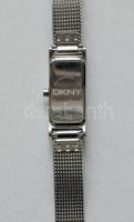 Eredeti, nem használt DKNY márkájú női karóra fém szíjjal saját díszdobozában /
DKNY watch