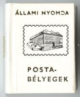 Minikönyv: Postabélyegek V., Magyar Postabélyeg 1958-1984. Virágok, lepkék, gyermekek, galambok a bélyegen. Bp., 1985, Állami Nyomda. Egészvászon kötésben, színes illusztrációkkal