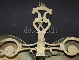 Dekoratív, hattyúkkal díszített réz kétkaros mérleg /
Vintage two plate brass scale 74x50cm