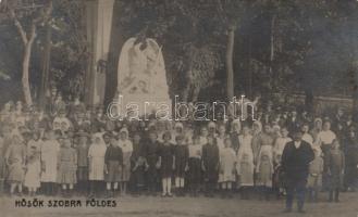 Földes, Hősök szobra, szoboravatás, fotólap