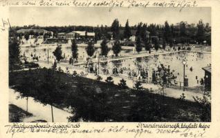 Hajduszoboszló Gyógyfürdő, medencék