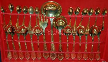 12 személyes 51 darabos aranyozott komplett evőeszközkészlet díszdobozban