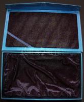 2db bársonnyal bélelt mágneszáras díszdoboz 27x16x7cm