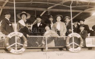 Fiume immigration ship photo