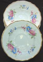 Hiányos jelzett Hollóházi porcelán teás készlet: 5 csésze, cukortartó, tejkiöntő, 4 kistányér / Incomplete Hollóháza tea set: 5 cups, sugar holder, milk jug, 4 plates