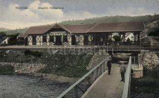 Resica railway station