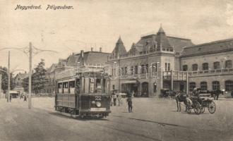 Nagyvárad railway station, tram