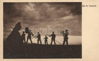 Silhouettes, Military WWI, The haymaking