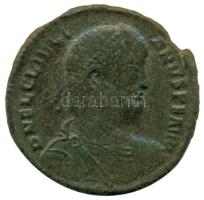 Római Birodalom / Szaloniki / II. Julian 360-363. Doppelmaiorina Br (29mm/8.83g) T:2- Roman Empire / Thessalonica / Julian II 360-363. Doppelmaiorina Br "D N FL CL IVLIANVS P F AVG / SECVRITAS REIPVB - TESB" (29mm/8.83g) C:VF RIC 226.