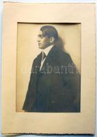 cca 1914 Székely Aladár (1870-1940): Ady Endre portréja. Hátoldalán a fotós pecsétjével / Photo of poet Endre Ady 16x21 cm