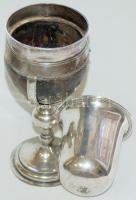 1867 előtt Ezüst (Ag) kehely 13 latos tisztaságjelzéssel és Sz.I. mesterjellel ellátva, szaru béléss...