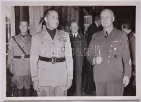 1940 Galeazzo Ciano olasz és Ribbentropp német külügyminiszter találkozása Berlinben VII. 21.-én eredeti sajtófotó / Original press photo of Ciano Italian and Ribbentropp German minister of foreign affairs in Berlin 18x13 cm