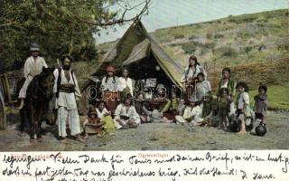 Folklore, gypsy camp