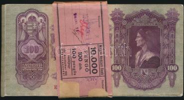 1930. 100P (100x) eredeti bankjegykötegelőben, egymás utáni sorszámmal T:I-(az első és az utolsó bankjegy kissé foltos és szélei kopottak)
